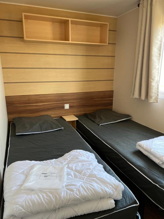 Mobilhome 4 Ca61 Vias Zewnętrze zdjęcie